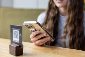 Menu digital : comment transformer chaque table en opportunité de vente ?